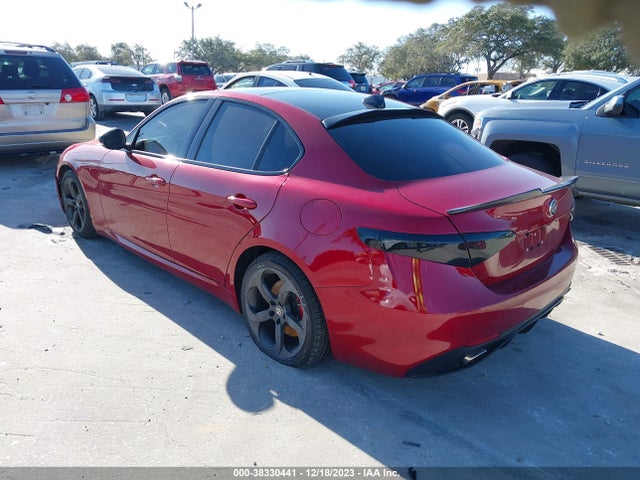 ZARFAECN2H7561451 Alfa Romeo Giulia Ti Rwd