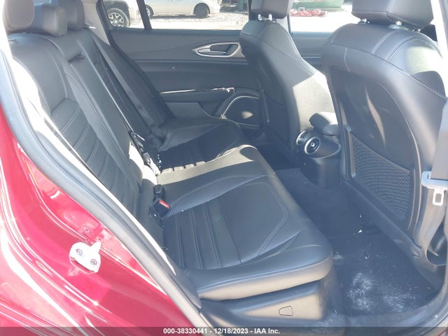 ZARFAECN2H7561451 Alfa Romeo Giulia Ti Rwd