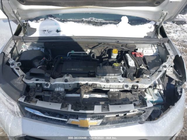 3GNCJKSB8JL333921 Chevrolet TRAX LS