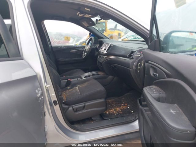 5FNYF7H29KB004021 Honda Passport Sport
