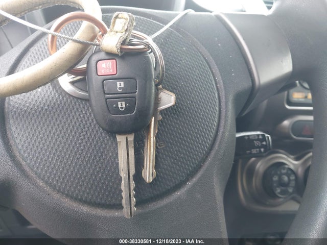 2013 SCION XD VIN: JTKKUPB43D1033640