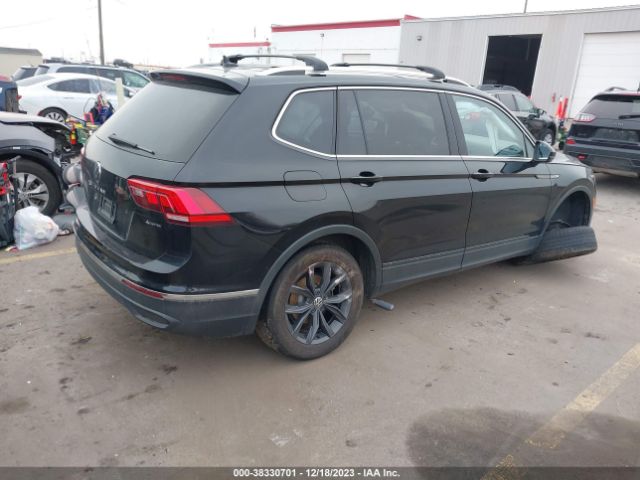 2022 VOLKSWAGEN TIGUAN 3VV2B7AXXNM095289 Photo 3