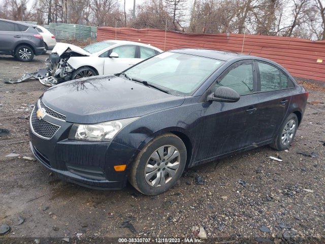 Chevrolet Cruze Ls Auto 2014 1G1PA5SH2E7151585 Image 2