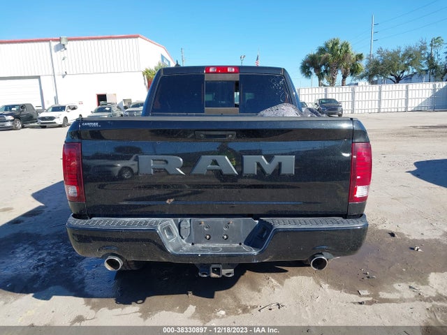 2018 RAM 1500 NIGHT 4X4 5'7 BOX VIN: 1C6RR7MT3JS161885