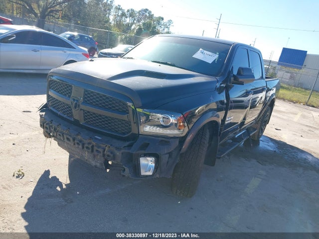 2018 RAM 1500 NIGHT 4X4 5'7 BOX VIN: 1C6RR7MT3JS161885