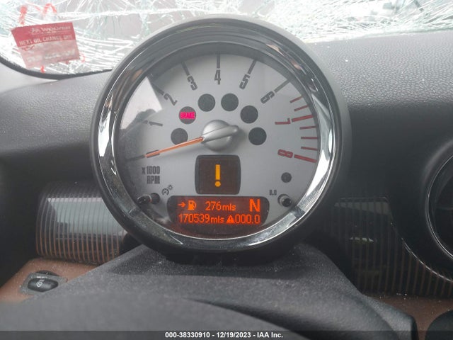 2010 MINI COOPER WMWMF3C51ATZ22895 Photo 6