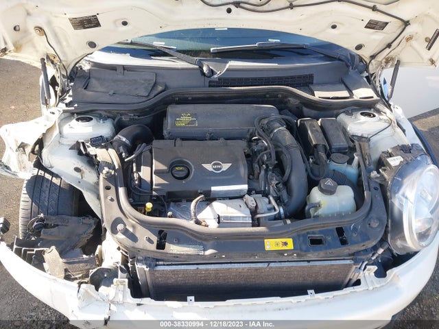 2014 MINI CLUBMAN WMWZG3C51ET800739 Photo 9