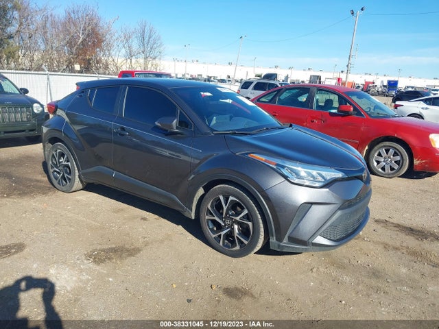 Toyota C-HR XLE 2021 NMTKHMBX6MR131535 zdjęcie główne