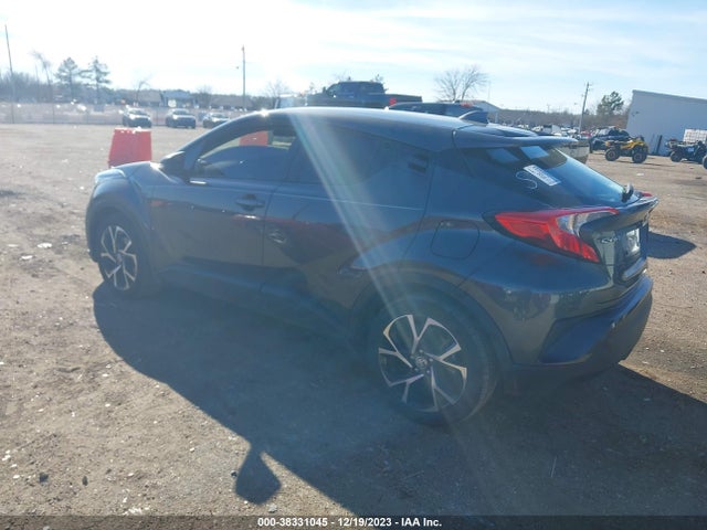 Toyota C-HR XLE 2021 NMTKHMBX6MR131535 Image 3