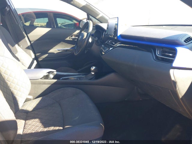 Toyota C-HR XLE 2021 NMTKHMBX6MR131535 Image 5