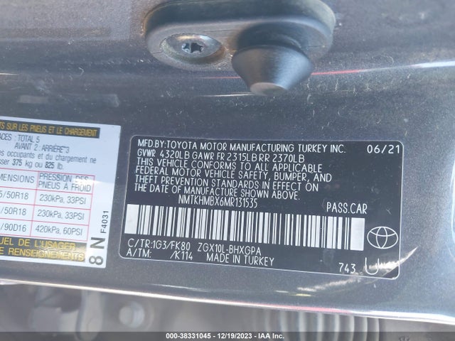Toyota C-HR XLE 2021 NMTKHMBX6MR131535 Image 9