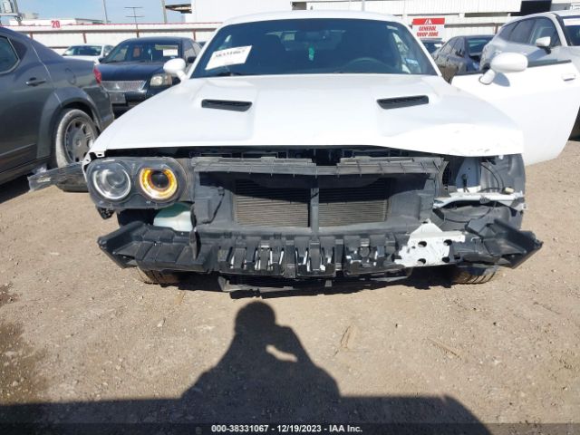 2C3CDZAG5GH309426 Dodge Challenger Sxt