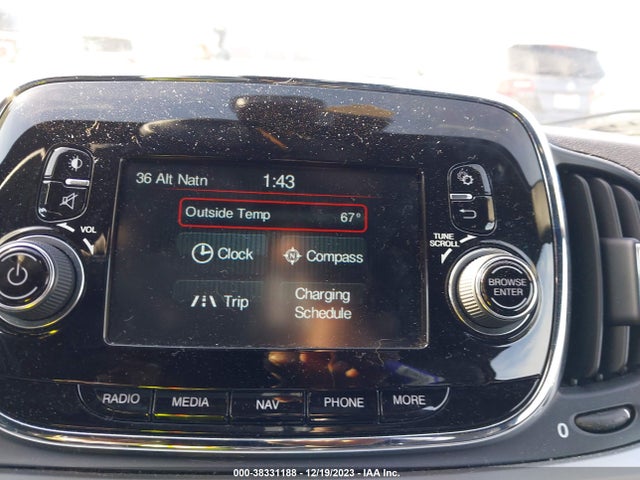 Fiat 500E BATTERY ELECTRIC 2018 3C3CFFGE5JT377559 Image 14