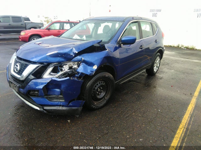 Nissan ROGUE S 2017 KNMAT2MTXHP547128 Image 2