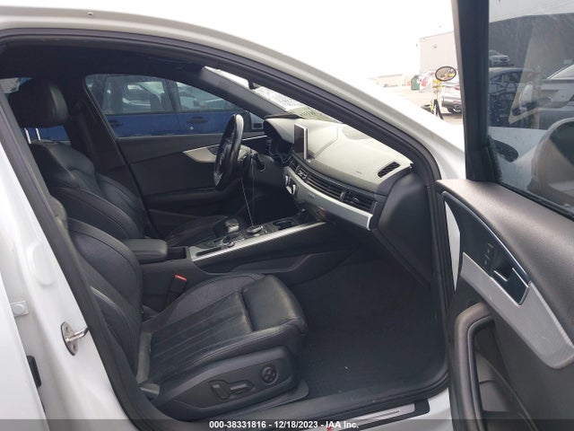 Audi A4 2.0t Premium 2017 WAUENAF44HN010064 Image 5