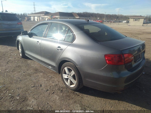 2012 VOLKSWAGEN JETTA 2.0L TDI VIN: 3VWLL7AJXCM375073