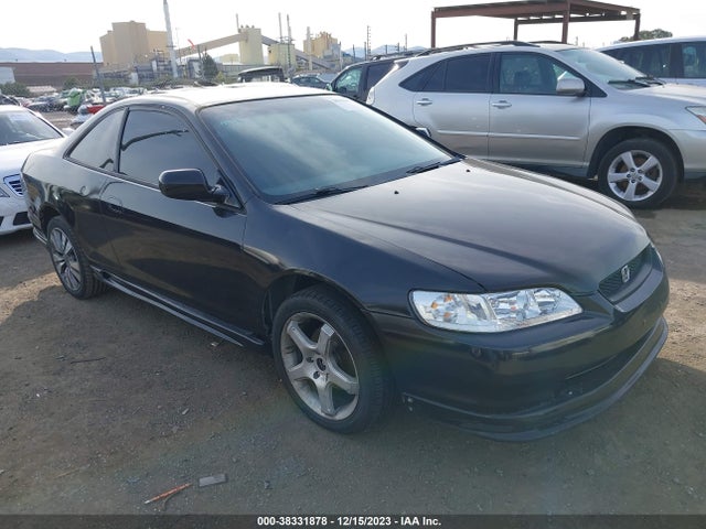 2000 HONDA ACCORD 3.0 LX VIN: 1HGCG2240YA038193