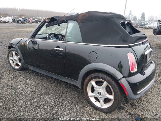 2005 MINI COOPER WMWRF33525TG12527 Photo 2
