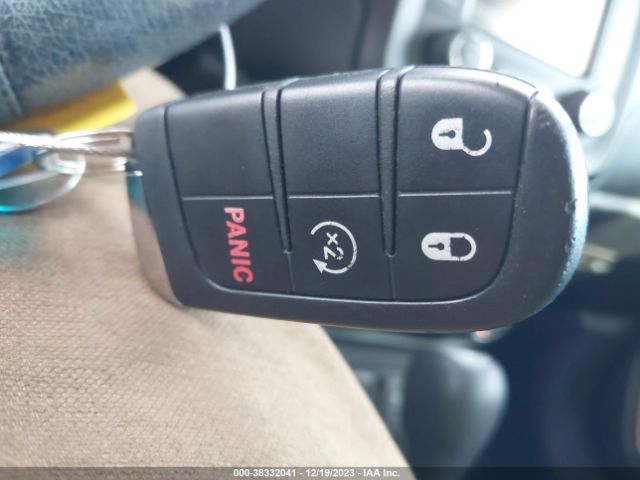 ZACCJABT3FPB38805 Jeep Renegade Latitude