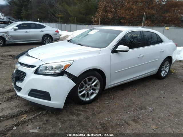 Chevrolet MALIBU 1LT 2015 1G11C5SL9FF164331 Image 2