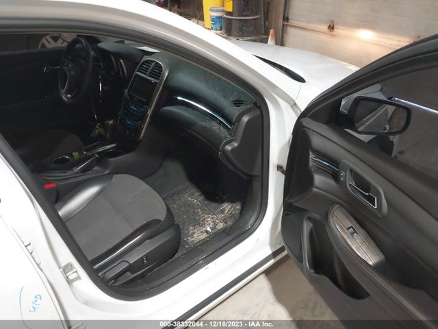 Chevrolet MALIBU 1LT 2015 1G11C5SL9FF164331 Image 5