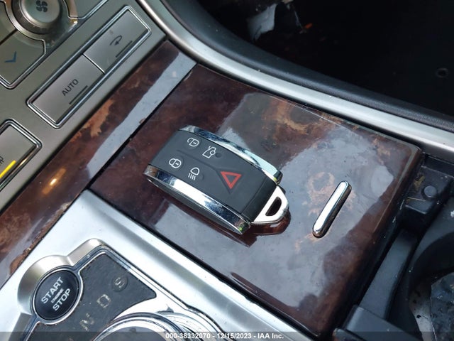 2011 JAGUAR XF SAJWA0GB5BLR84540 Photo 10