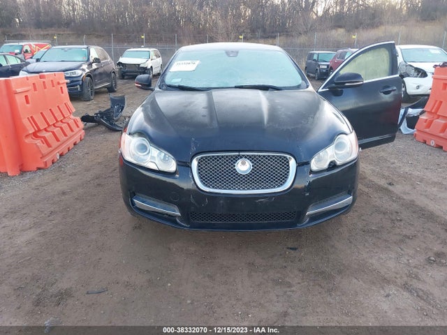 2011 JAGUAR XF SAJWA0GB5BLR84540 Photo 5