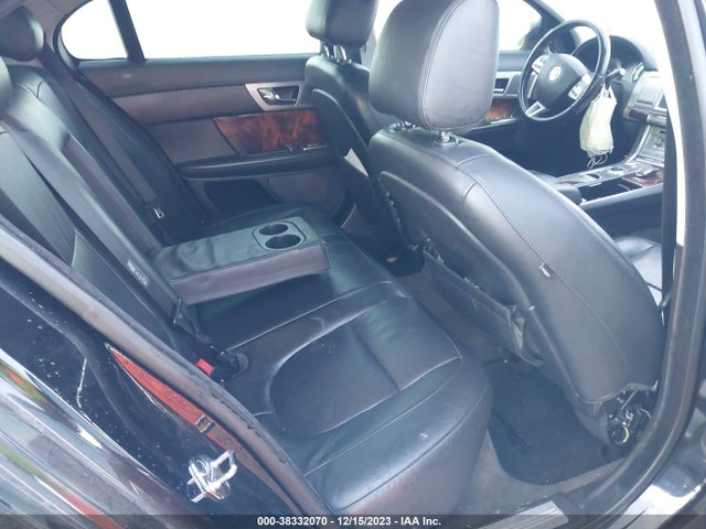 2011 JAGUAR XF SAJWA0GB5BLR84540 Photo 7