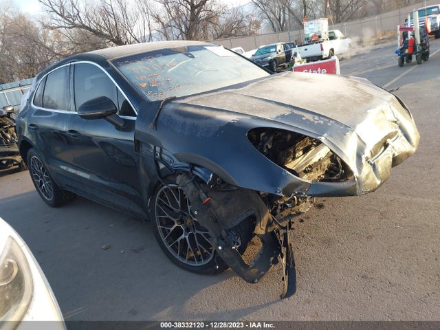 2015 PORSCHE MACAN WP1AB2A55FLB50597 Photo 0