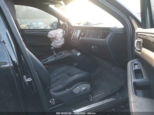 2015 PORSCHE MACAN WP1AB2A55FLB50597 Photo 4