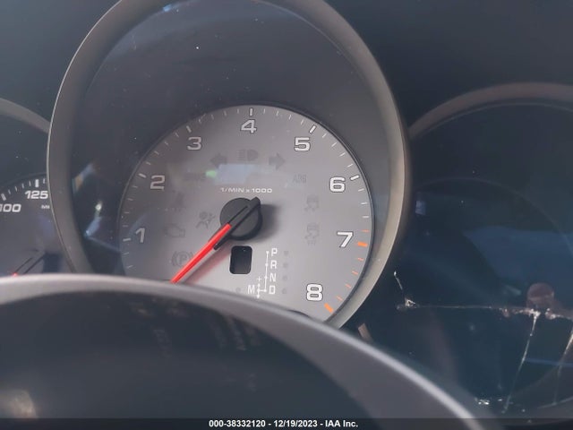 2015 PORSCHE MACAN WP1AB2A55FLB50597 Photo 6