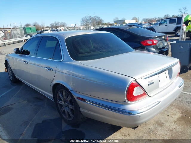 2006 JAGUAR XJ SAJWA71B36SG50409 Photo 2