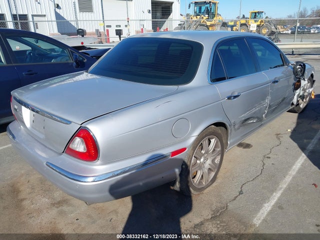2006 JAGUAR XJ SAJWA71B36SG50409 Photo 3
