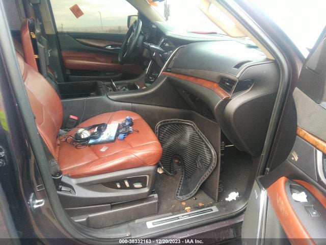 1GYS3CKJ7FR259414 Cadillac Escalade Premium