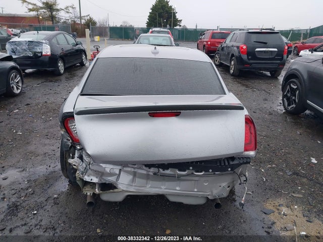 Chrysler 300 300s 2018 2C3CCABG6JH274762 Image 17
