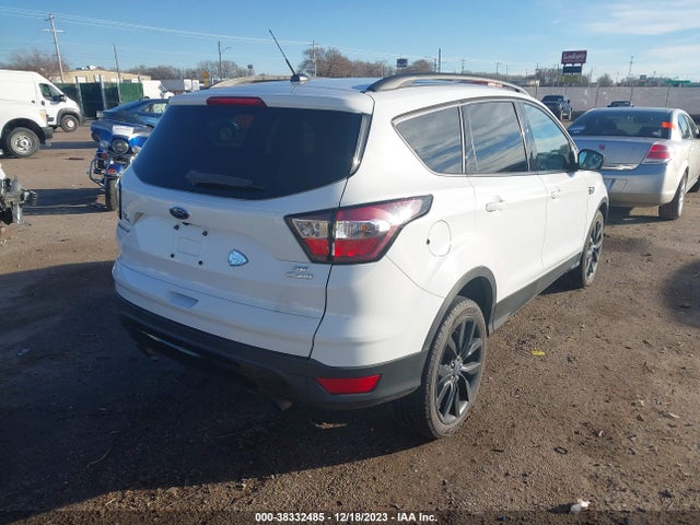 2018 FORD ESCAPE SE VIN: 1FMCU0GDXJUD04775