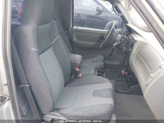 2005 MAZDA B2300 VIN: 4F4YR12D65PM07745