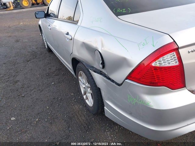 2012 FORD FUSION S VIN: 3FAHP0GAXCR138202