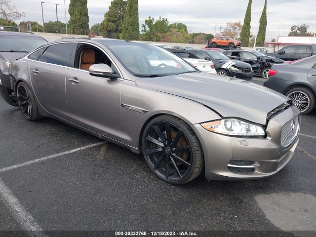 2011 JAGUAR XJ SAJWA2GB4BLV09456 Photo 0
