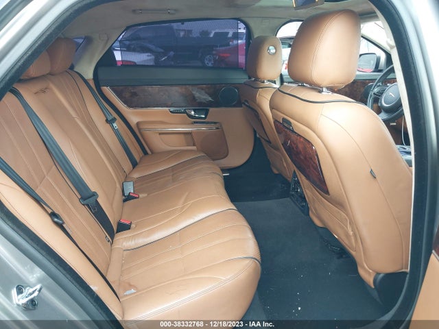 2011 JAGUAR XJ SAJWA2GB4BLV09456 Photo 7