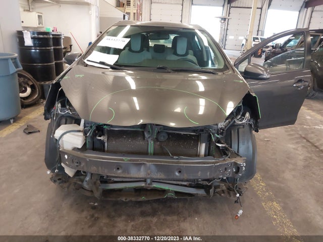 Toyota Prius C One 2016 JTDKDTB34G1126629 Image 6