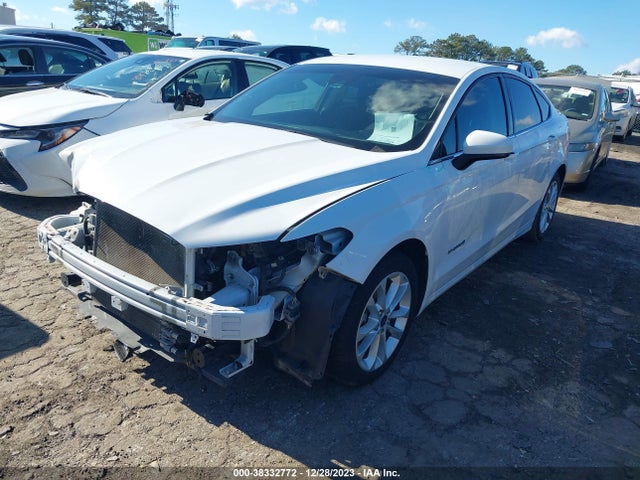Ford Fusion Hybrid Se 2019 3FA6P0LU2KR188162 Image 2