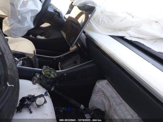 Tesla Model 3 Long Range/performance 2019 5YJ3E1EB2KF391090 Image 5