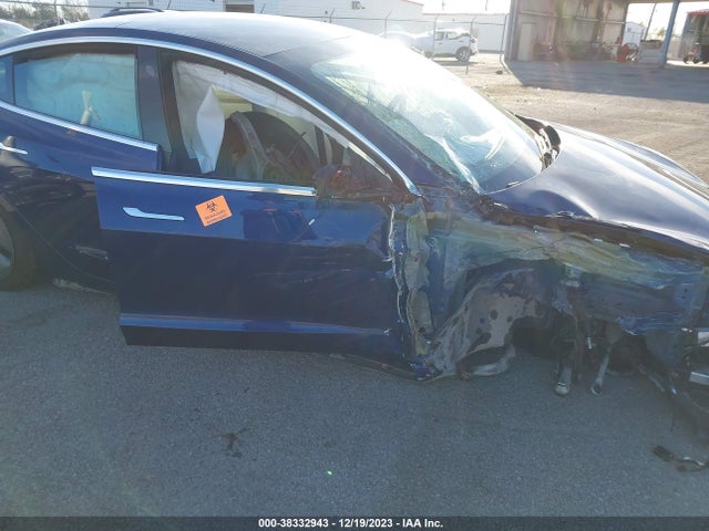 Tesla Model 3 Long Range/performance 2019 5YJ3E1EB2KF391090 Image 6