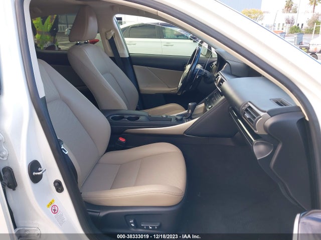 2017 LEXUS IS 200T VIN: JTHBA1D21H5040155
