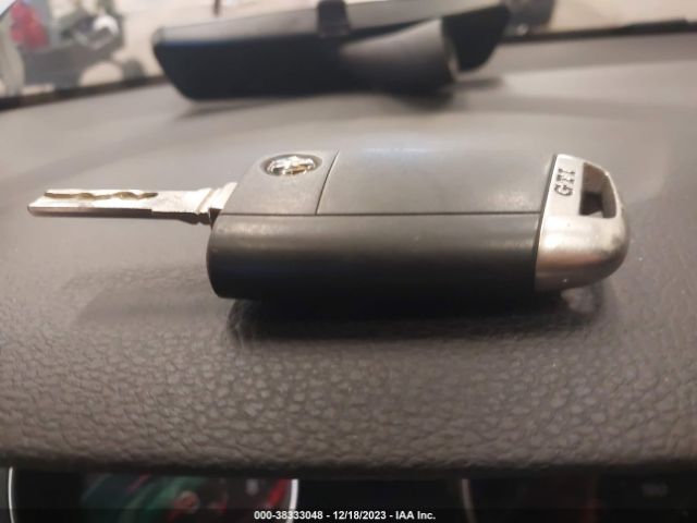 3VW5T7AU4FM006507 Volkswagen Golf Gti 2.0t S 4-door