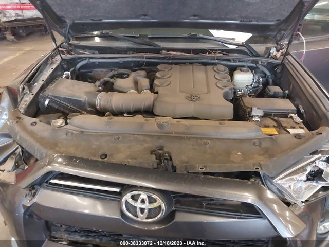 Toyota 4RUNNER SR5 2021 JTEMU5JR2M5901990 Image 10