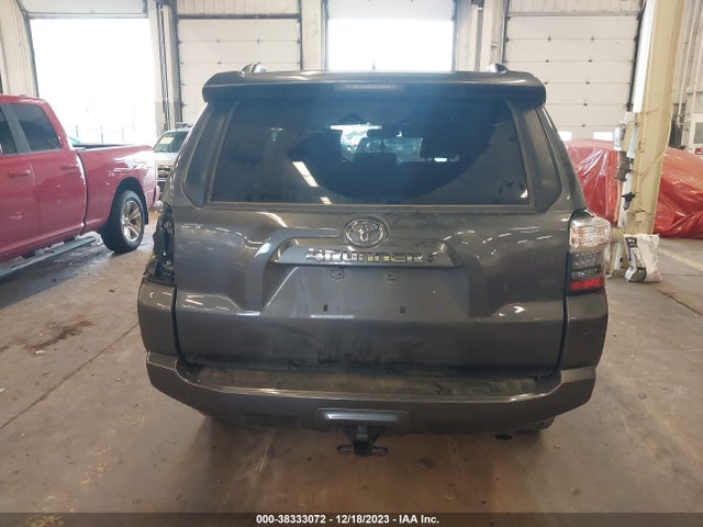 Toyota 4RUNNER SR5 2021 JTEMU5JR2M5901990 Image 16