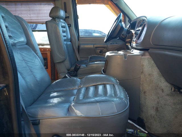 2000 FORD E-150 RECREATIONAL VIN: 1FDRE14L5YHB74030