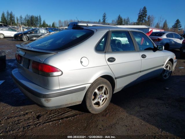 2001 SAAB 9-3 YS3DD58H912001823 Photo 3
